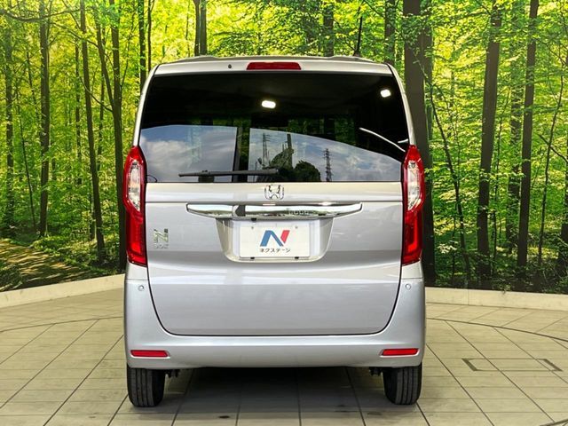 N BOX
