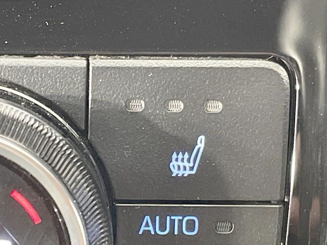 CROWN sedan hybrid 4WD