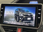 VOXY HYBRID