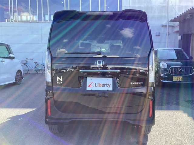 N BOX CUSTOM