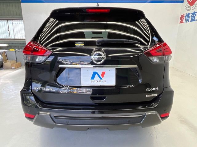 X-TRAIL HYBRID 4WD