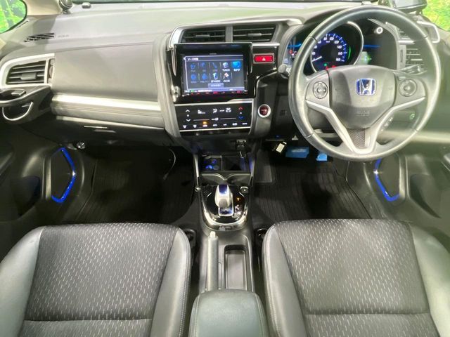 FIT HYBRID