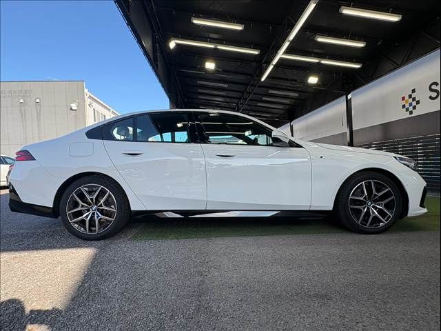 BMW 5series sedan