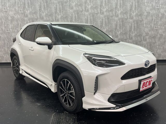 YARIS CROSS HYBRID