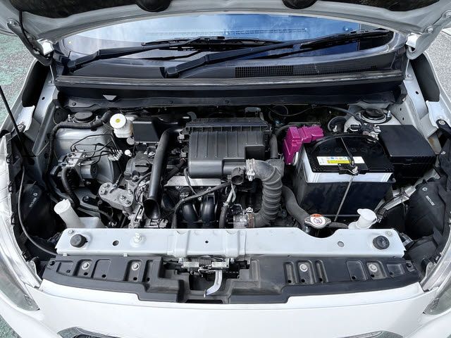 MIRAGE hatchback