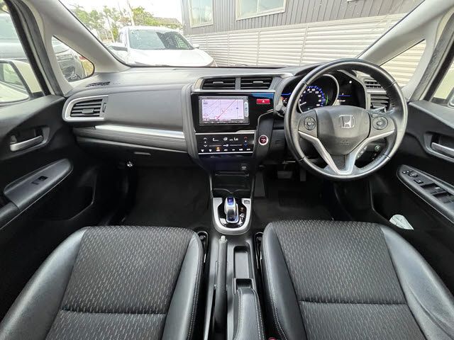 FIT HYBRID