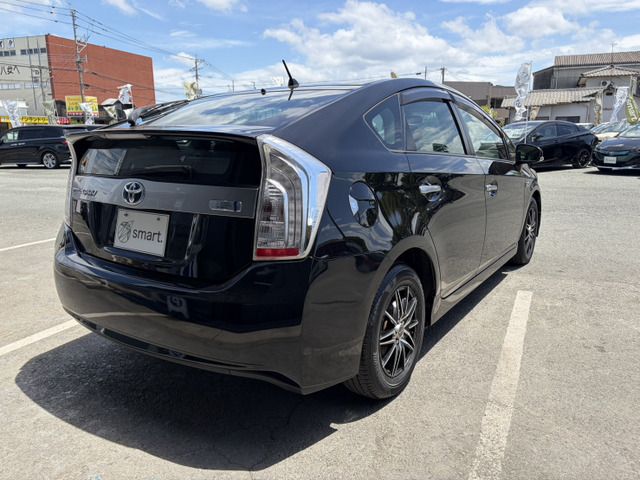 PRIUS PHV