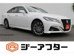 CROWN sedan hybrid