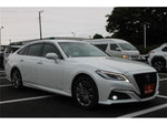 CROWN sedan hybrid