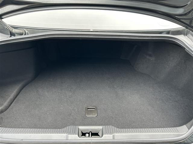 CROWN sedan hybrid 4WD