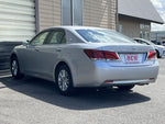 CROWN sedan