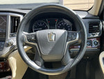 CROWN sedan