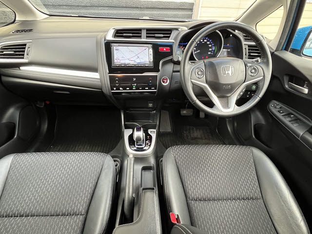 FIT HYBRID