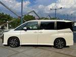 VOXY HYBRID