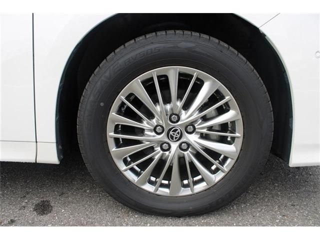 ALPHARD hybrid 4WD