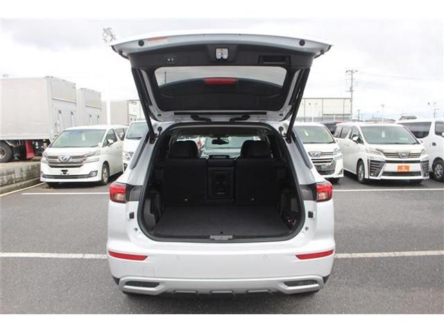 OUTLANDER PHEV