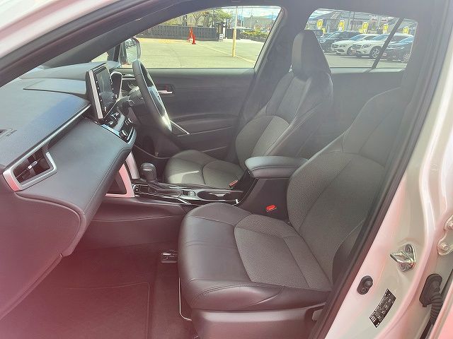 COROLLA CROSS HYBRID
