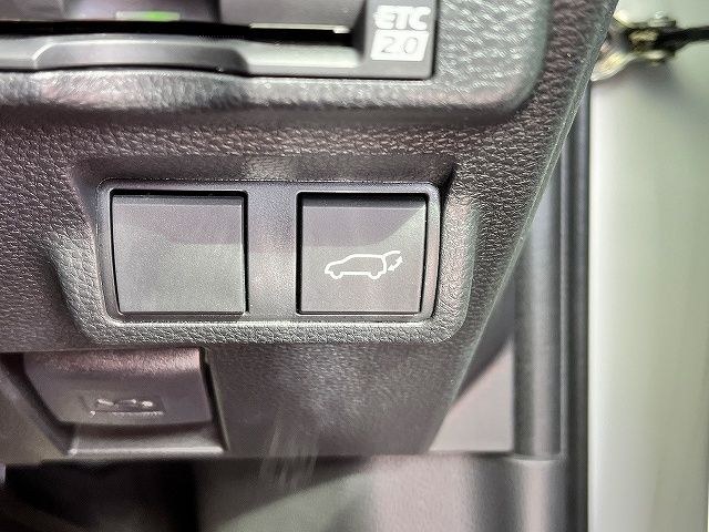 COROLLA CROSS HYBRID