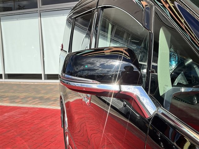 ALPHARD hybrid 4WD