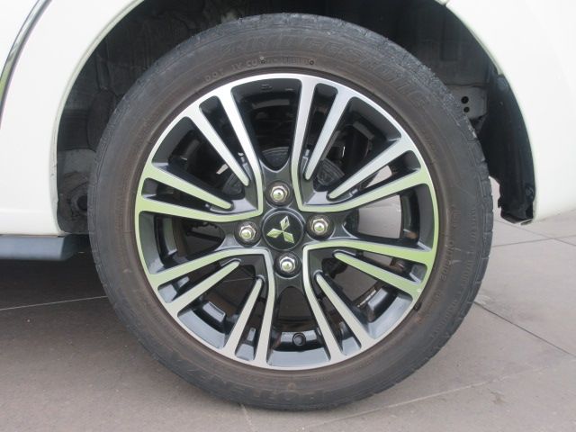 MIRAGE hatchback