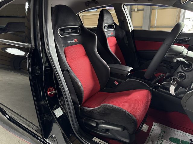 CIVIC sedan