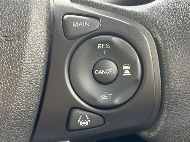 FREED HYBRID 4WD