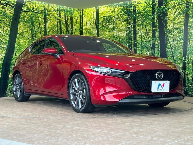 MAZDA3 FASTBACK