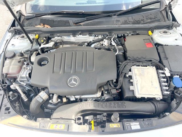 MERCEDES BENZ CLA class