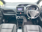 VOXY HYBRID