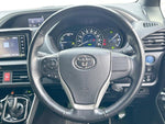 VOXY HYBRID