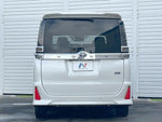 VOXY HYBRID