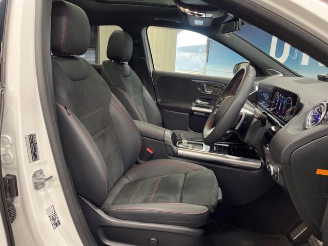 MERCEDES BENZ GLA class