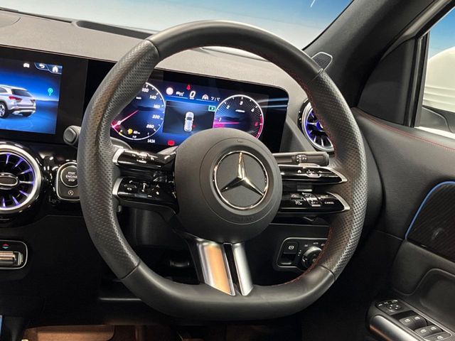 MERCEDES BENZ GLA class