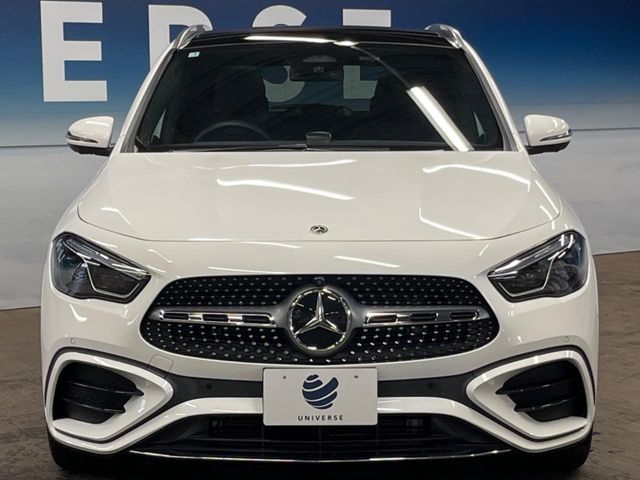MERCEDES BENZ GLA class