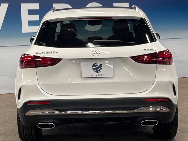 MERCEDES BENZ GLA class