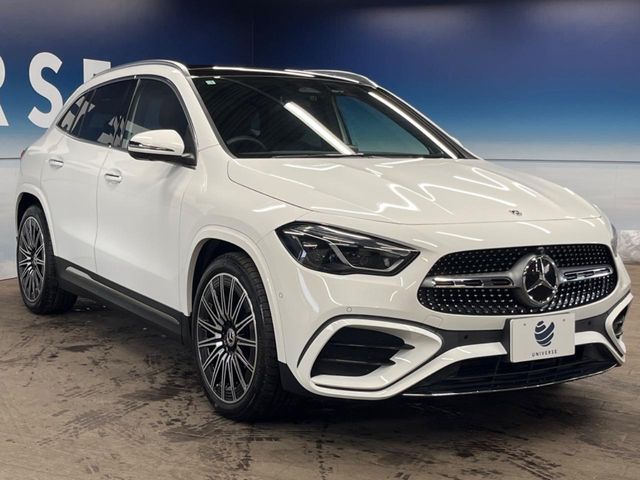 MERCEDES BENZ GLA class