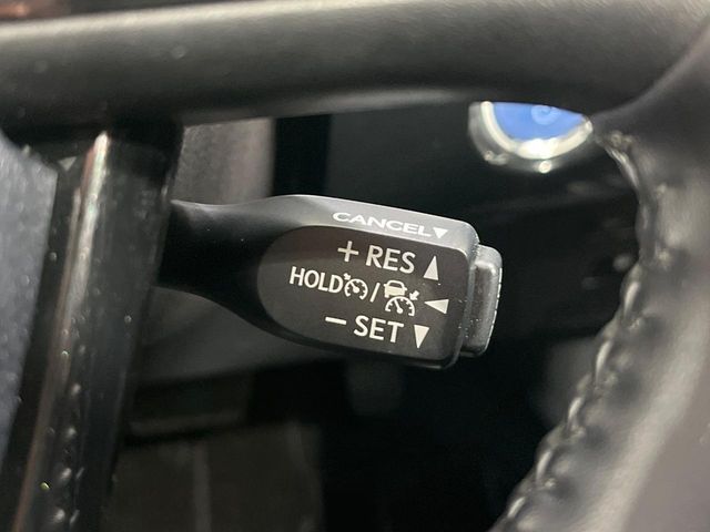 PRIUS 4WD