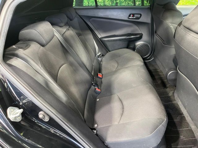 PRIUS 4WD