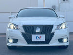 CROWN sedan hybrid