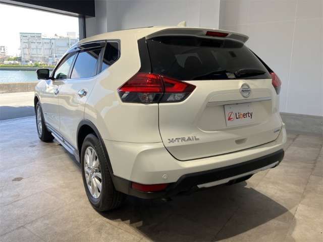 X-TRAIL HYBRID 2WD
