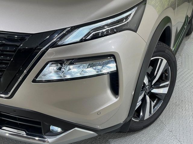 X-TRAIL HYBRID 4WD