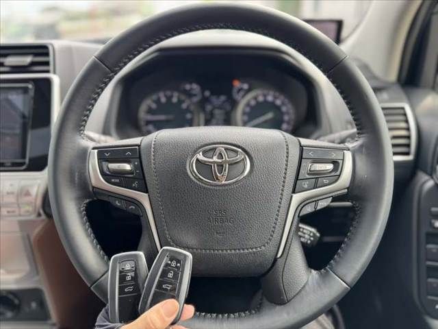 LANDCRUISER PRADO