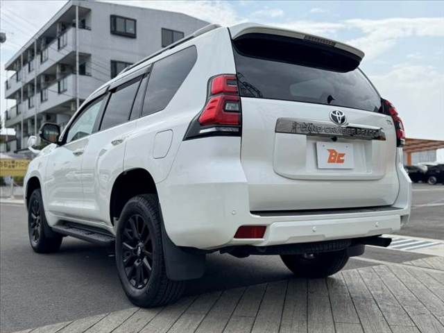 LANDCRUISER PRADO
