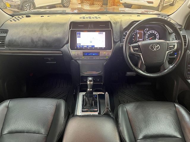 LANDCRUISER PRADO