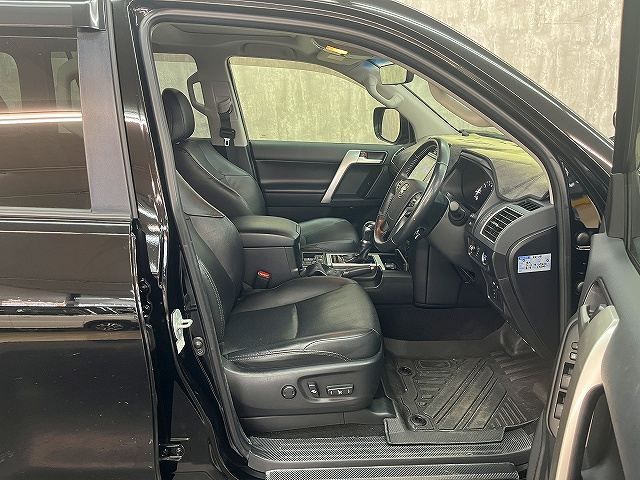 LANDCRUISER PRADO