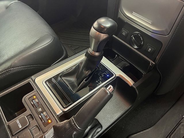 LANDCRUISER PRADO