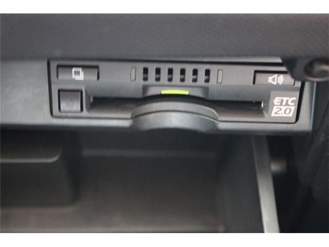 ESTIMA HYBRID 4WD
