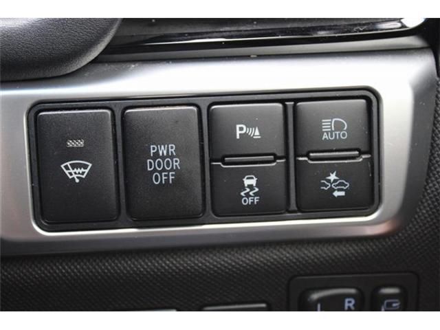 ESTIMA HYBRID 4WD