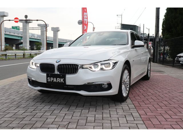 BMW 3 Series sedan
