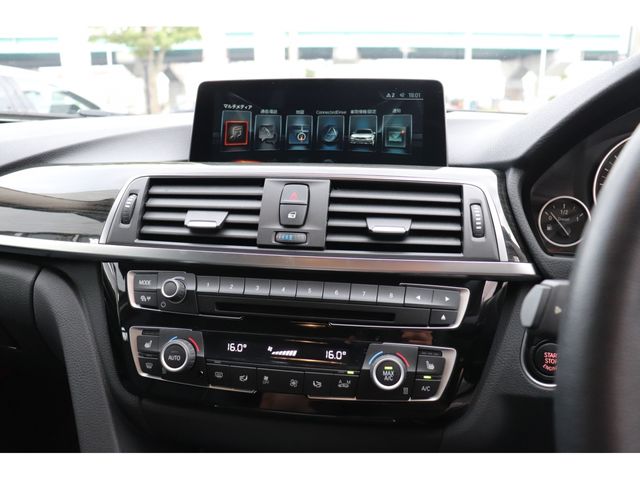 BMW 3 Series sedan
